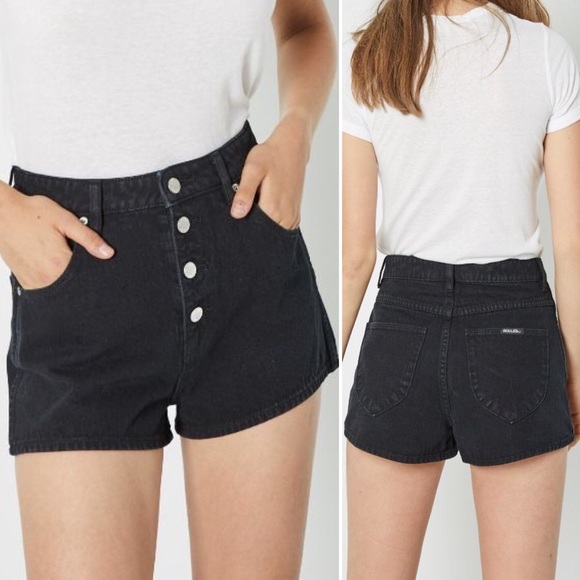 Rolla’s Pants - SOLD •ROLLA’S Dusters Shorts Black Button Denim 29